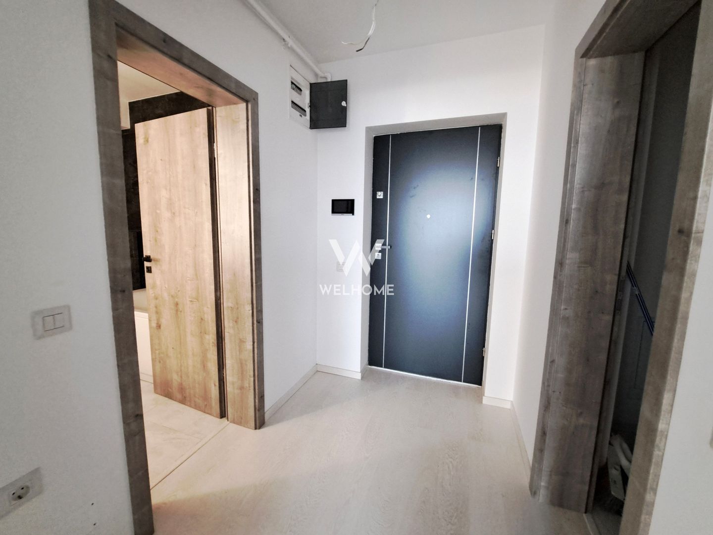 Apartament 3 camere, 2 bai, terase - NOU - Poză 2