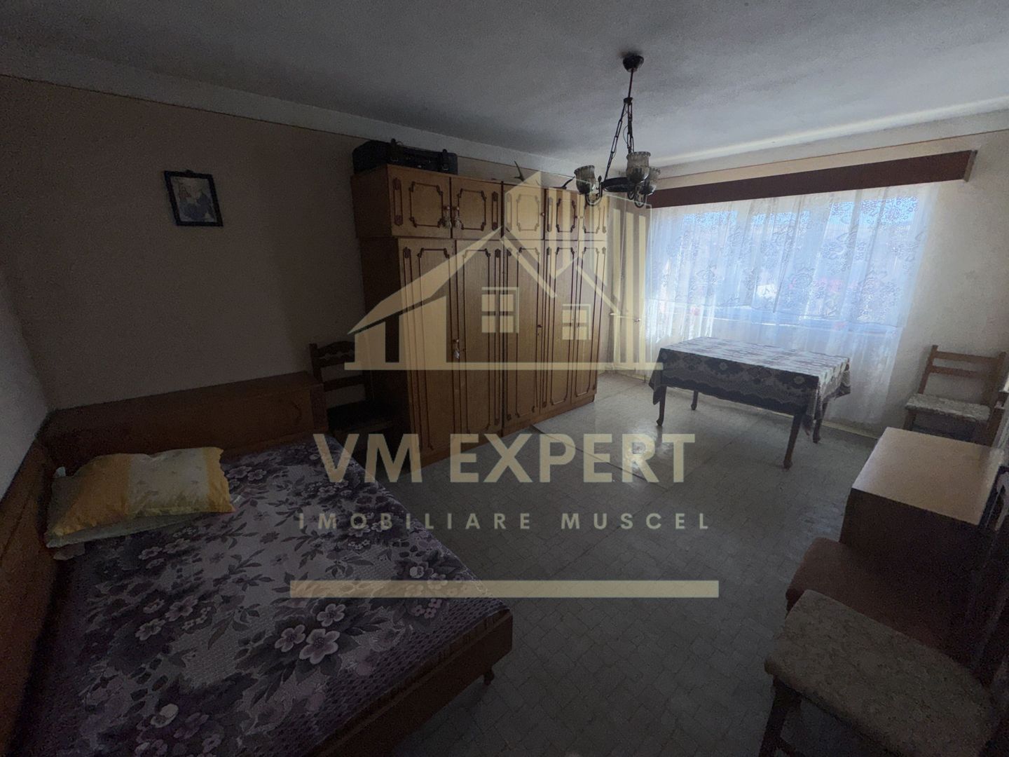 APARTAMENT 3 CAMERE ETAJ 2 CAMPULUNG CARTIER GRADISTE - Poză 1