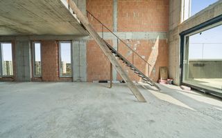 Penthouse 780 mp din Care 400 mp Terasa si 380 mp interiori Piscina - Poză 5