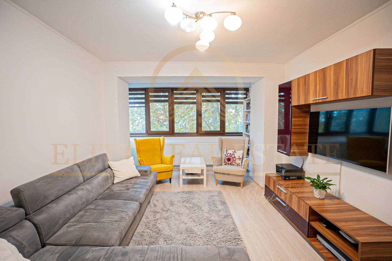 ICIL – Bd. Ferdinand  - 2 camere renovat, mobilat si utilat - Poză 2