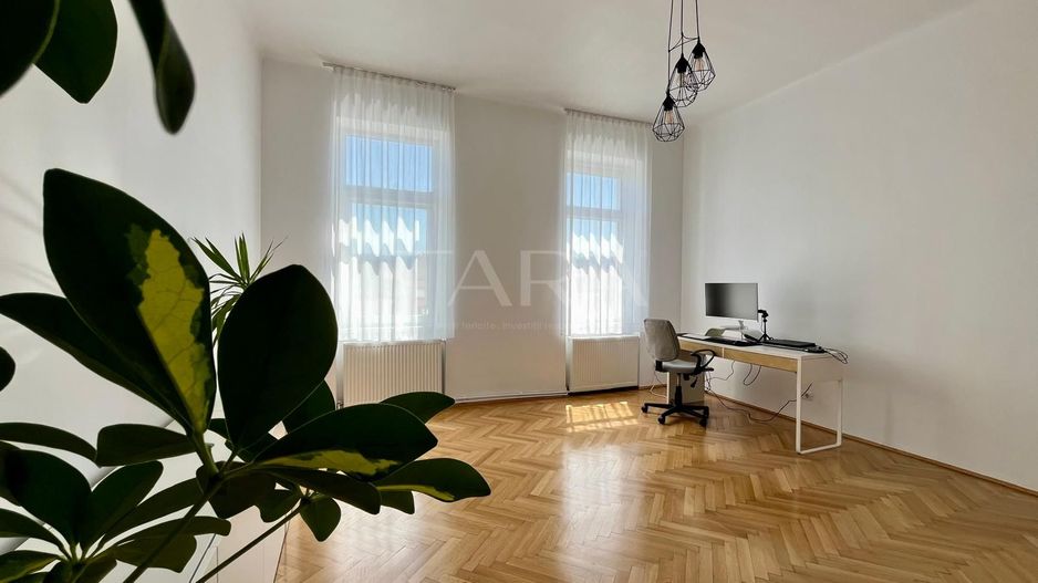 EXCLUSIVITATE. Apartament decomandat, ULTRACENTRAL. - Poză 2