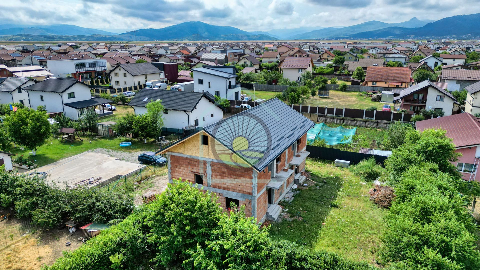 CASA  5 CAMERE IZVOR-TARLUNGENI - Poză 27