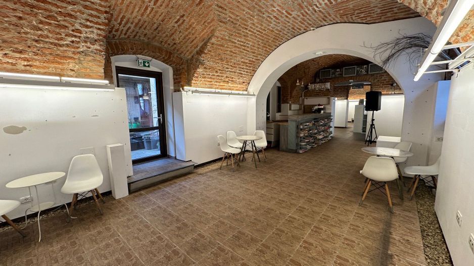 Spatiu comercial în Piața Unirii - 155 mp - Poză 12