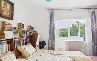 Apartament cu 3 camere, decomandat în Dâmbovița - Poză 9