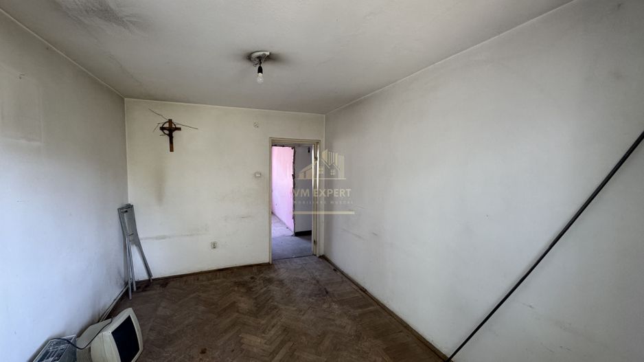 APARTAMENT 3 CAMERE ETAJ 3 CAMPULUNG - Poză 2