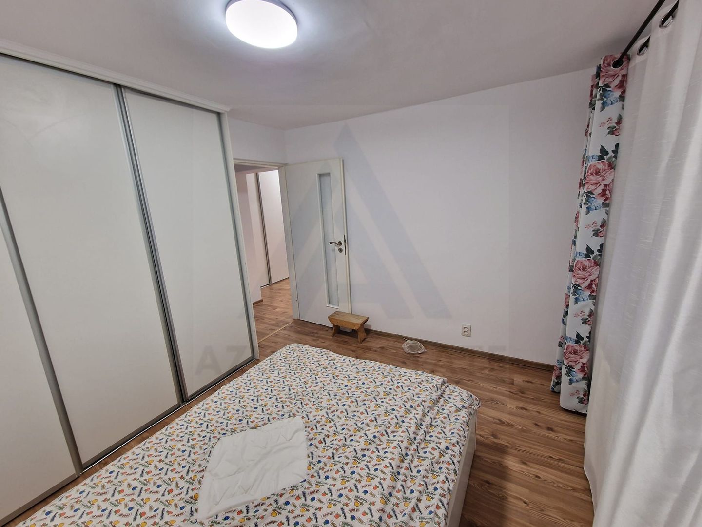 Apartament 3 camere 2 bai 66mp + pivnita Terezian - Poză 7