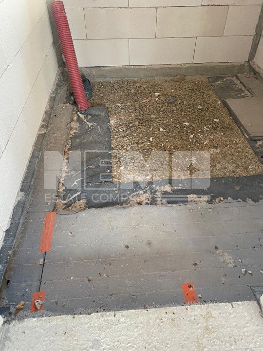 Case Hardic | La roșu | 720Mp - Poză 8