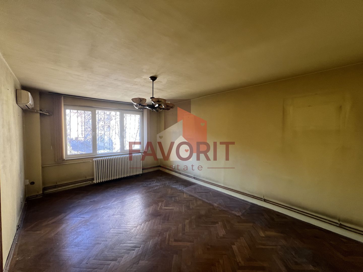 3 Camere Decomandat Central –90mp | Vizibilitate Excelentă | Potențial - Poză 4