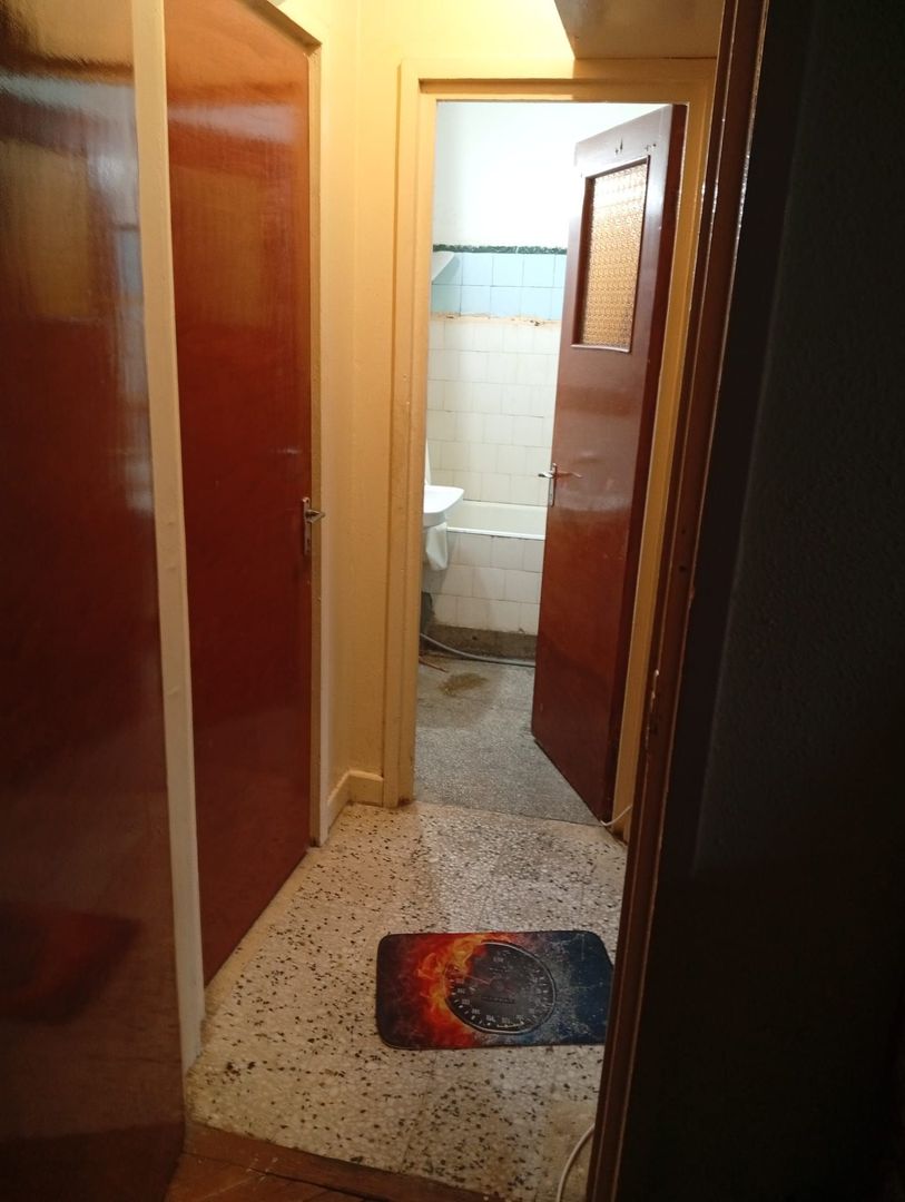 De vanzare Aparatament 2 camere Veteranilor - Poză 10