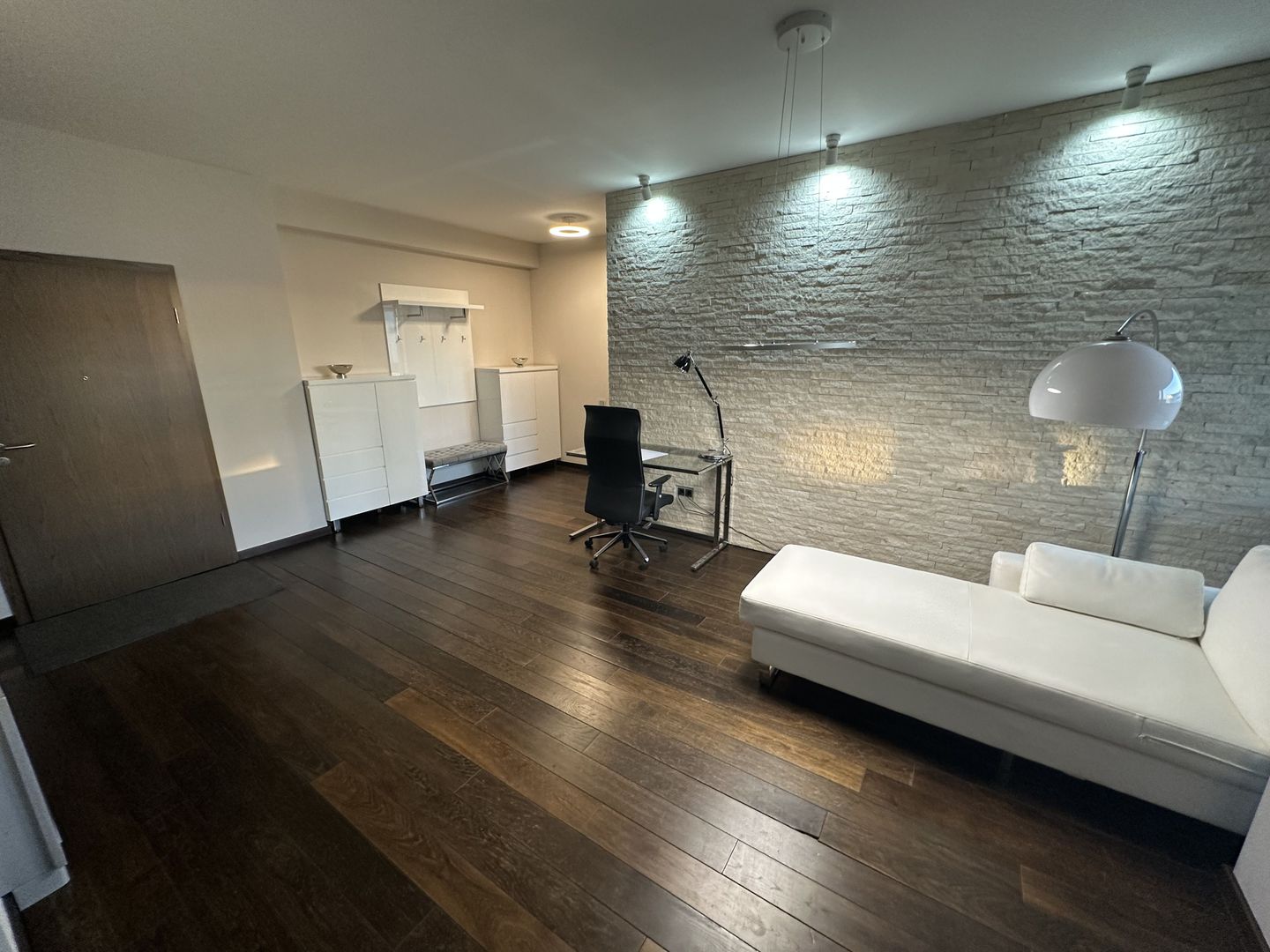 Apartament cu parcare subterana - Poză 6