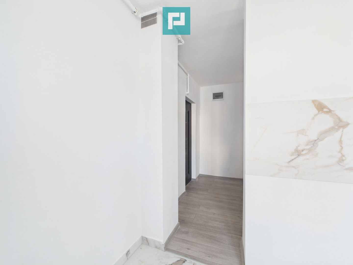 Ap. 4 camere, bloc anvelopat, 2 băi Freidorf - Poză 7