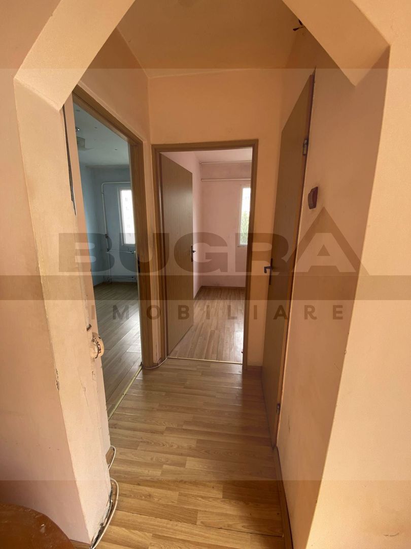 Apartament de 3 camere finisat clasic, zona strazii Parang, Manastur - Poză 5