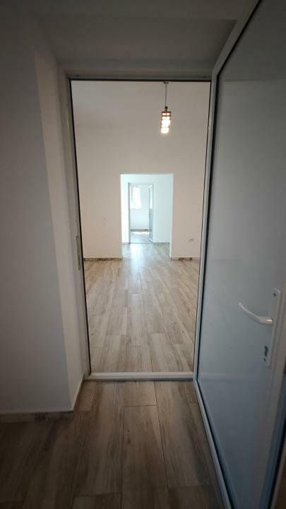 Casa de locuit sau Spatiu Comercial de Inchiriat Gara de Nord - Vulcanescu - Poză 5