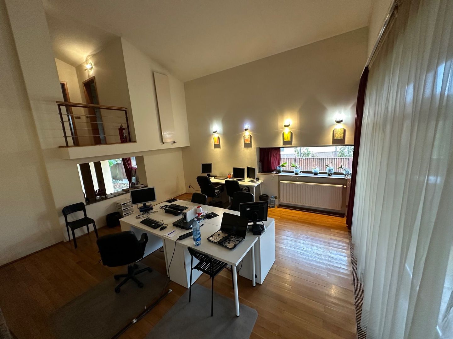 Casă / Vilă cu 6 camere în zona  Calea Aradului - Poză 7