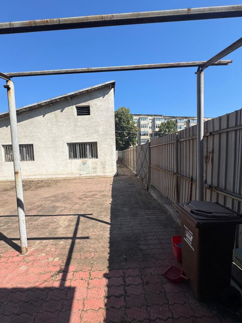 Spațiu comercial de închiriat în Rovine – 94 mp + teren ~300 mp - Poză 3