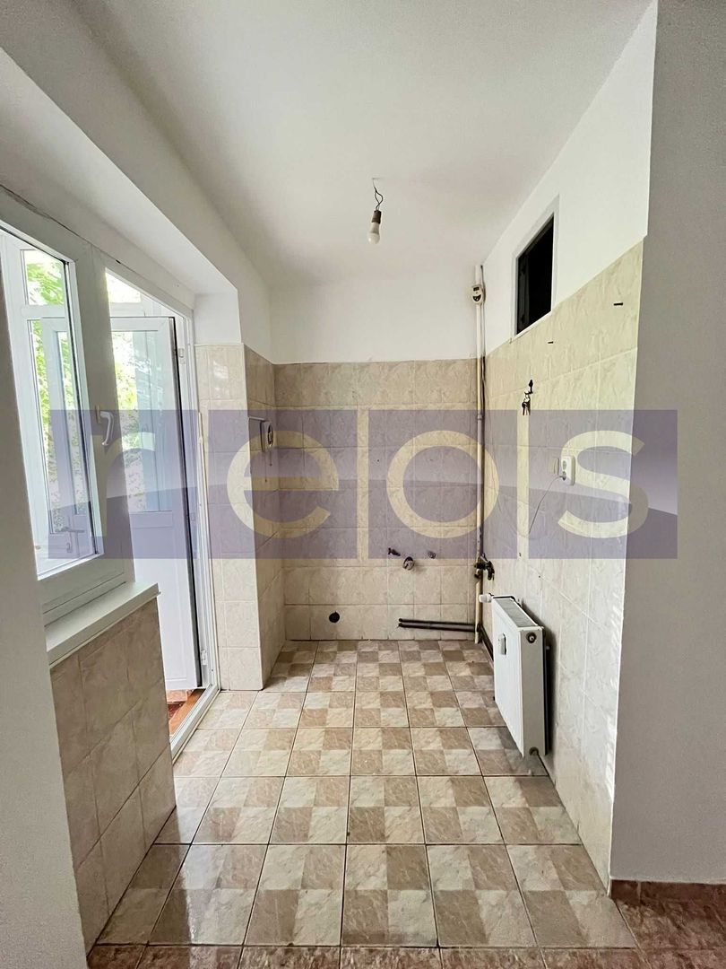 VANZARE GARSONIERA | DECOMANDATA | ZONA BABA NOVAC - Poză 2