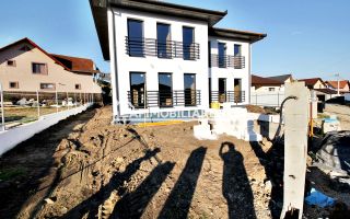 Casa la cheie 4 camere,2 bai,105mp,288 mp teren, 0% comision - Poză 8