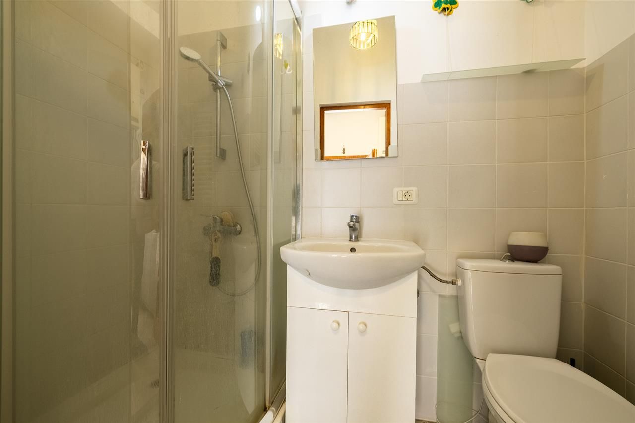 Imobil doua camere in casa+spatiu comercial+teren 270 mp  cu CF separat - Poză 20