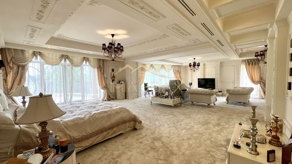 Impressive Villa *1500 SQM usable* 2613 SQM land / Open to the lake - Poză 26