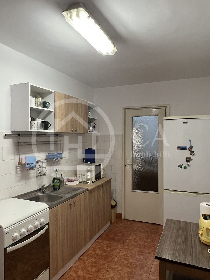 Apartament cu 3 camere de inchiriat zona Decebal Oradea - Poză 10