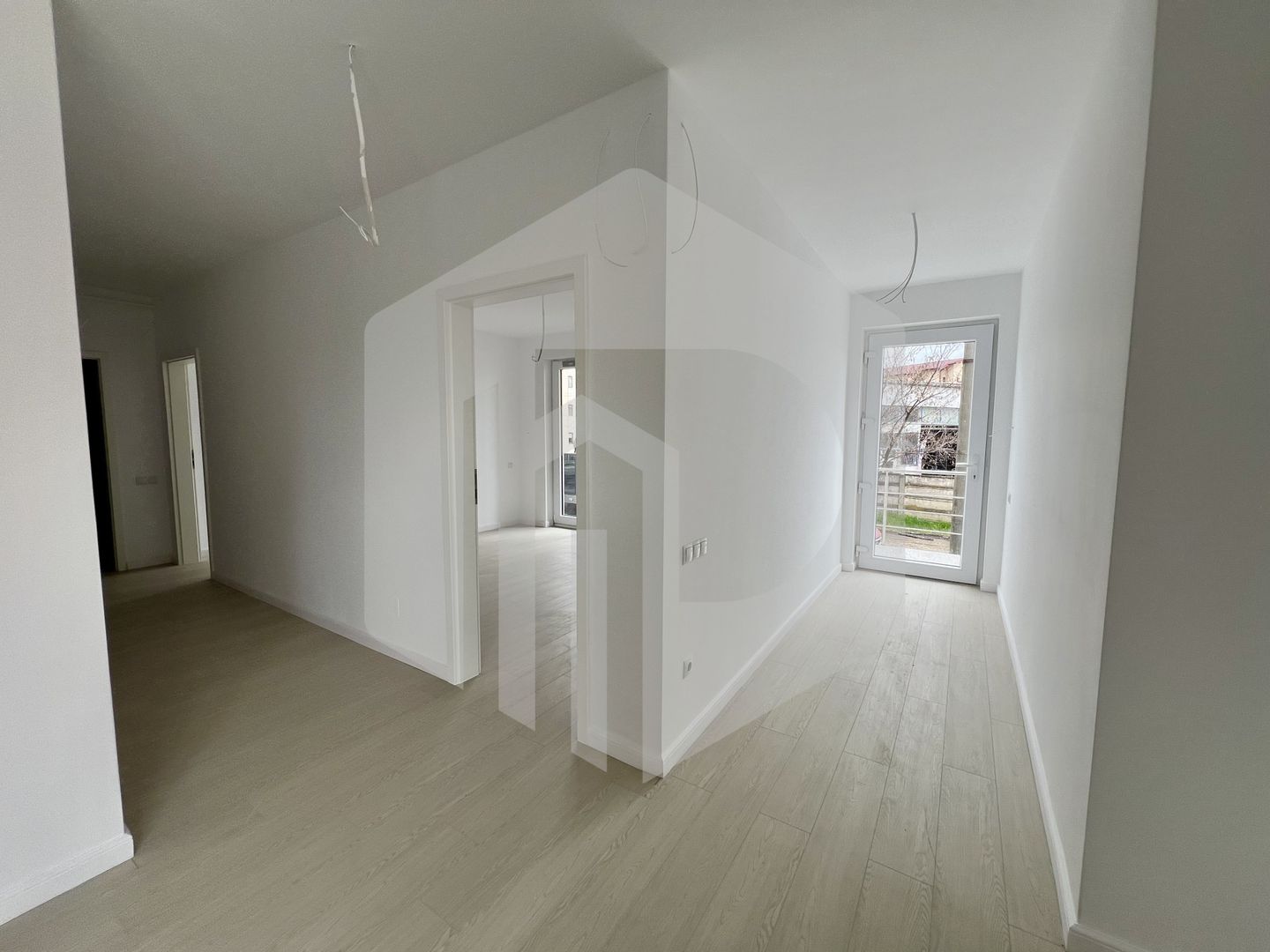 Apartament/ spatiu comercial in zona Kogalniceanu- Parter- La cheie - Poză 6