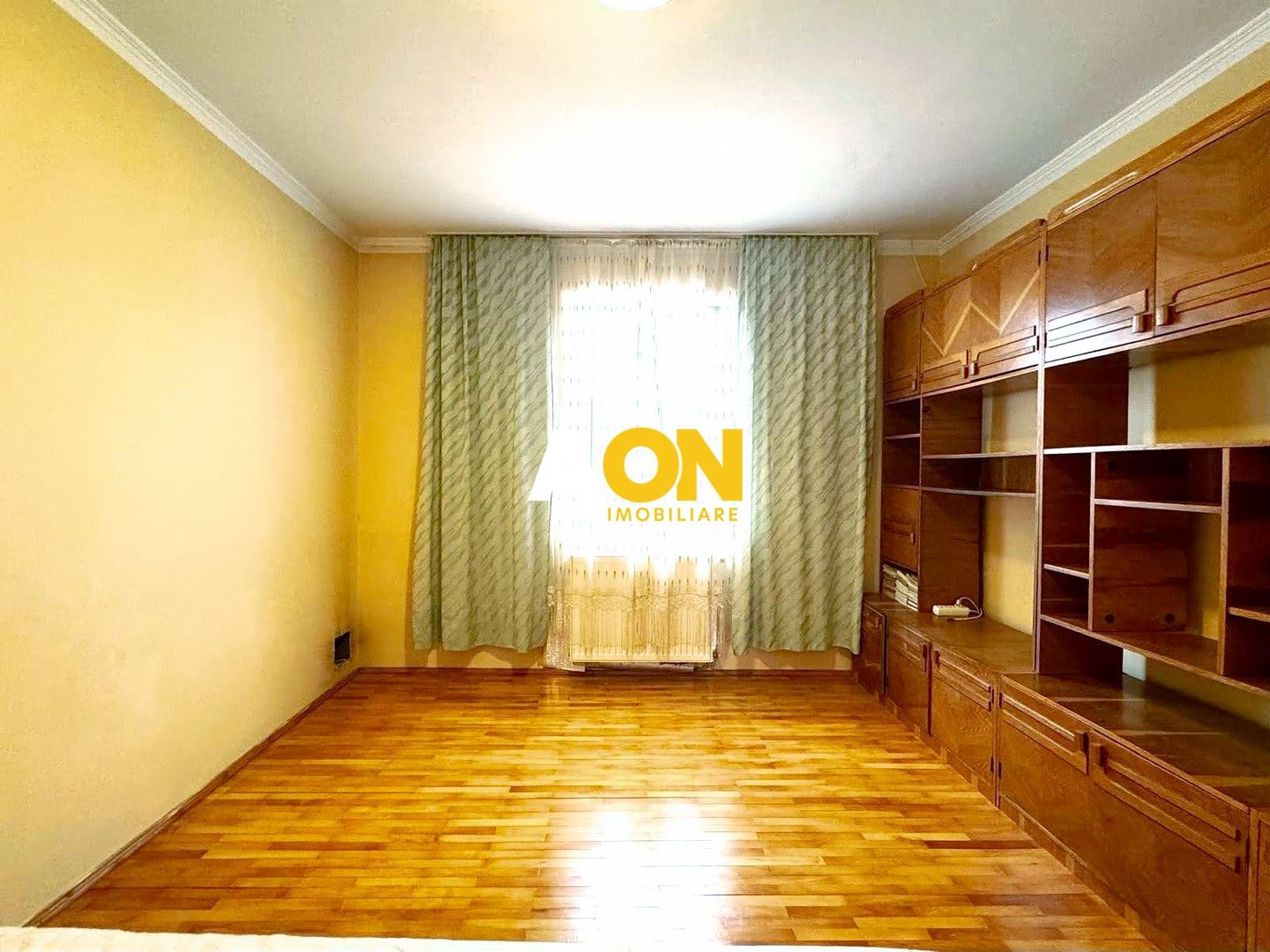 Casa P+1, 912 mp teren, 5 camere, strada asfaltata, zona Lipoveni - Poză 12