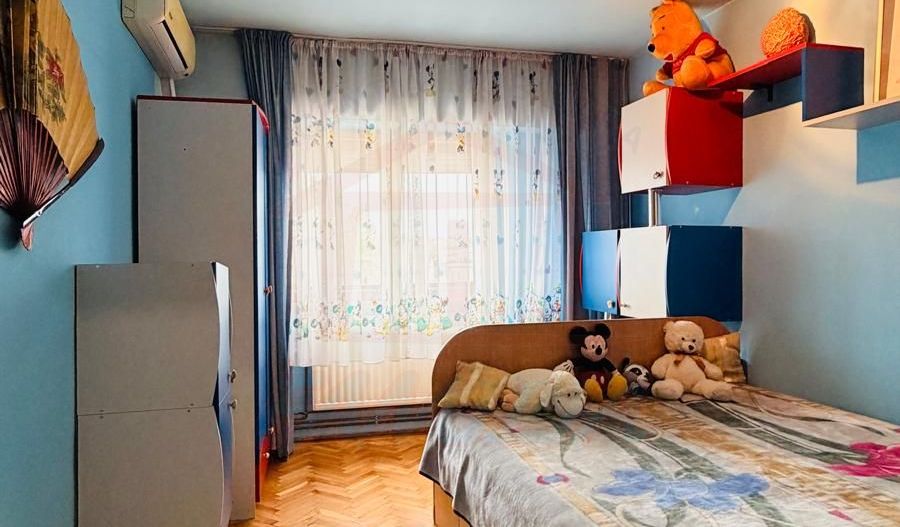 De vanzare apartament cu 4 cam dec. in Galati, piata Centrala, etaj5/7 - Poză 14