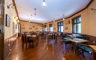 Proprietate turistică în centrul Cristianului 760 mp, teren 1.700 mp - Poză 9
