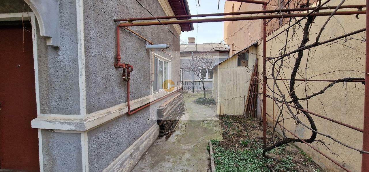 Casă 5 camere de vânzare | Zona Ion Mihalache | Teren 258 m² - Poză 3