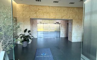 Se vinde apartament 2 camere si 2 bai in Asmita Gardens - Poză 8