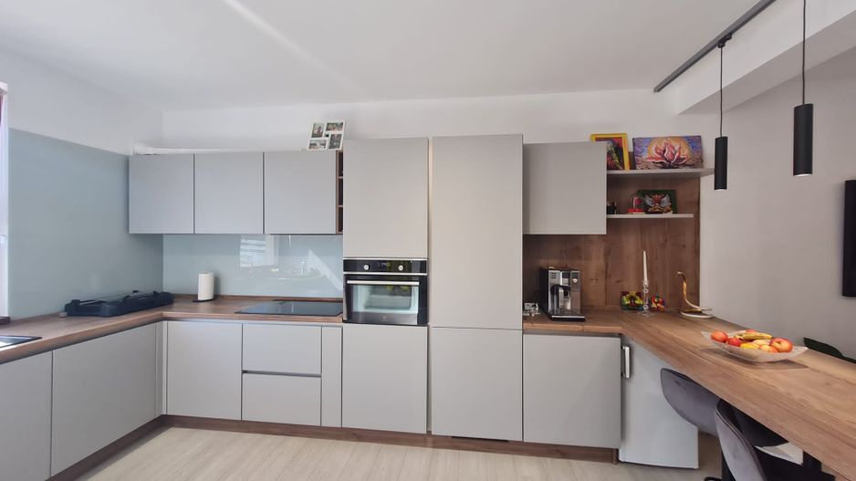 Duplex minimalist cu piscina - Poză 3