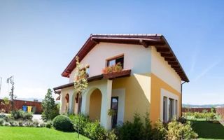 Casă 4 camere 120 mp/utili, teren generos 500 mp, Cristian/Brasov - Poză 2