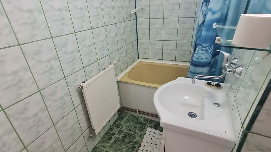 La 10 minute de Piața Unirii - Poză 8