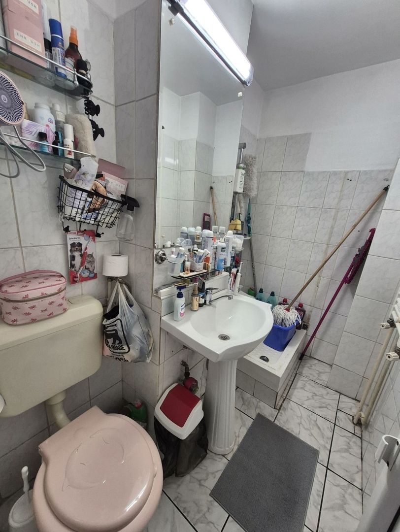 Ap decomandat 4 camere , 2 bai si 2 balcoane-zona Colentina bloc 1986 - Poză 18