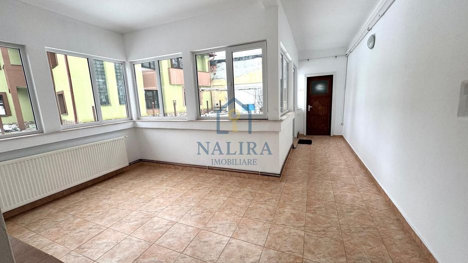 Inchiriere casa/spatiu birouri Valea Rosie - Poză 3