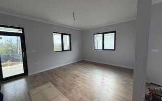 Casa de vanzare, 4 camere, zona Nord, Utrafinisata!!! - Poză 3