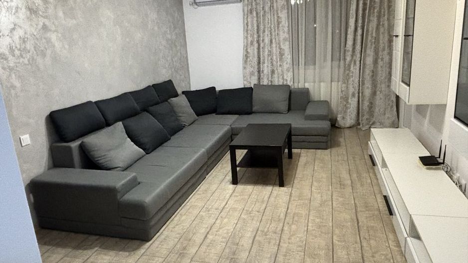 Apartament 3 camere mobilat lux, parcare inclusă, pet friendly, lângă metrou - Poză 1