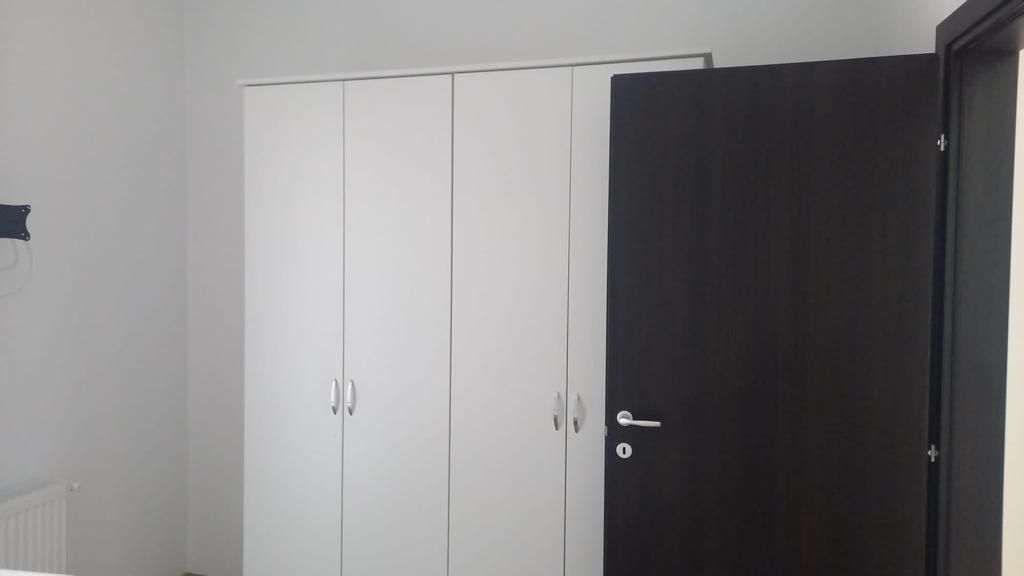 3 cam decomandat, bloc nou, 3 terase, langa Hotel Mariott, centrala - Poză 3