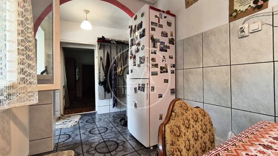 Casa de vânzare cu 7 camere de tip P+M in Sanmartin, Bihor - Poză 17