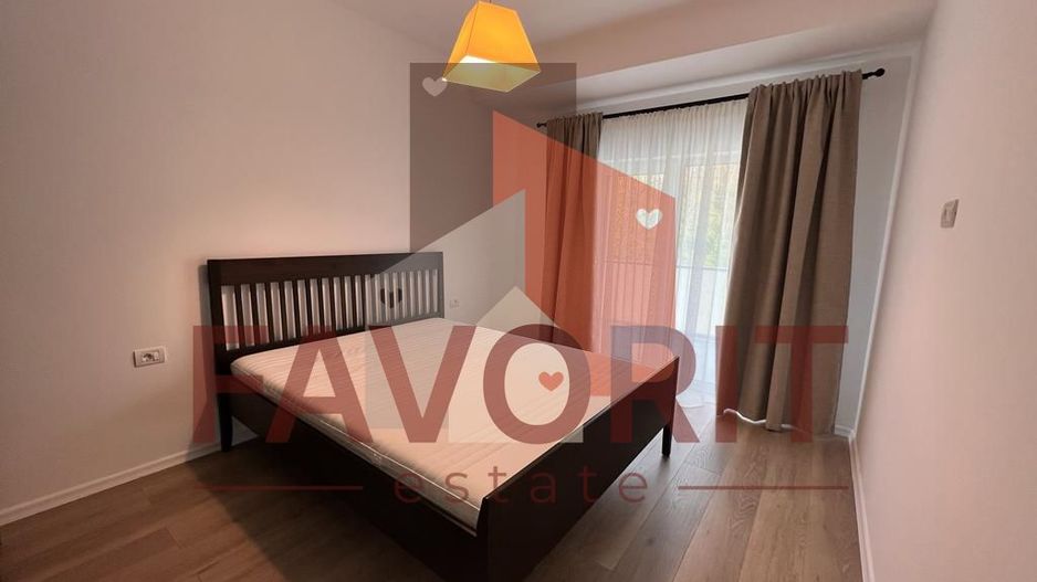 Mobilat si utilat. Vedere la padure. Parcare cu bariera - Poză 8