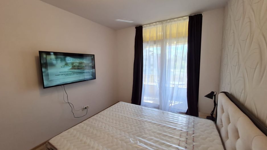 Lux la 5 minute de Iulius Town - Poză 4