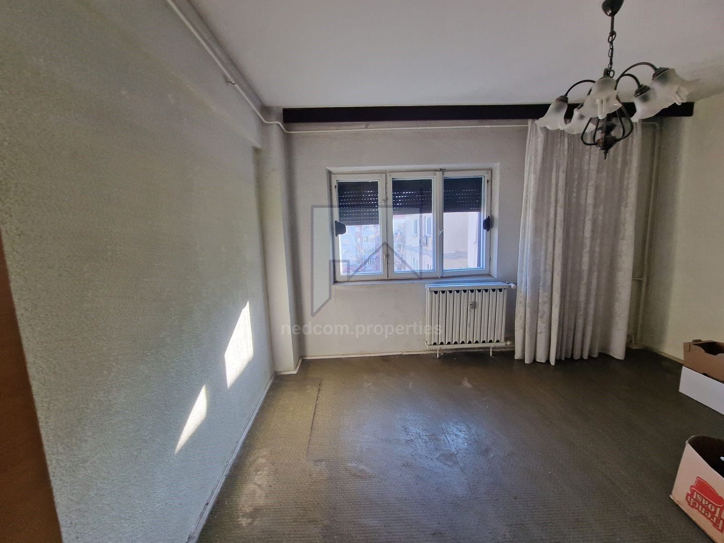 Vanzare apartament 3 camere - Drumul Sarii - Poză 1
