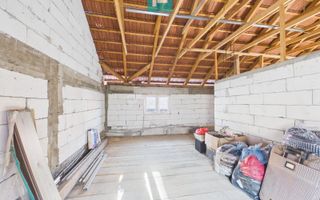 Casă P+E cu două apartamente, zona Drăgășani - Poză 15