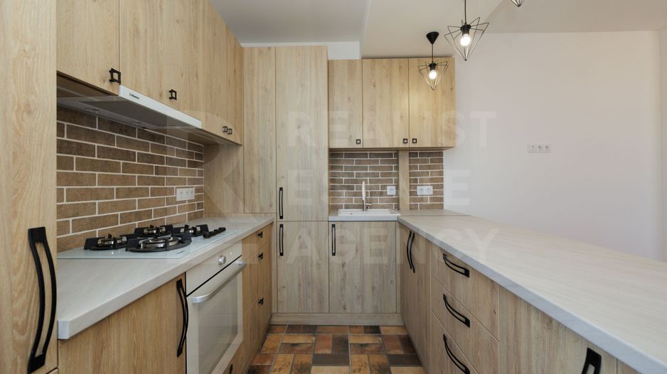 Vânzare, apartament, 2 camere, str. Calea Iesilor, sectorul Buiucani - Poză 2