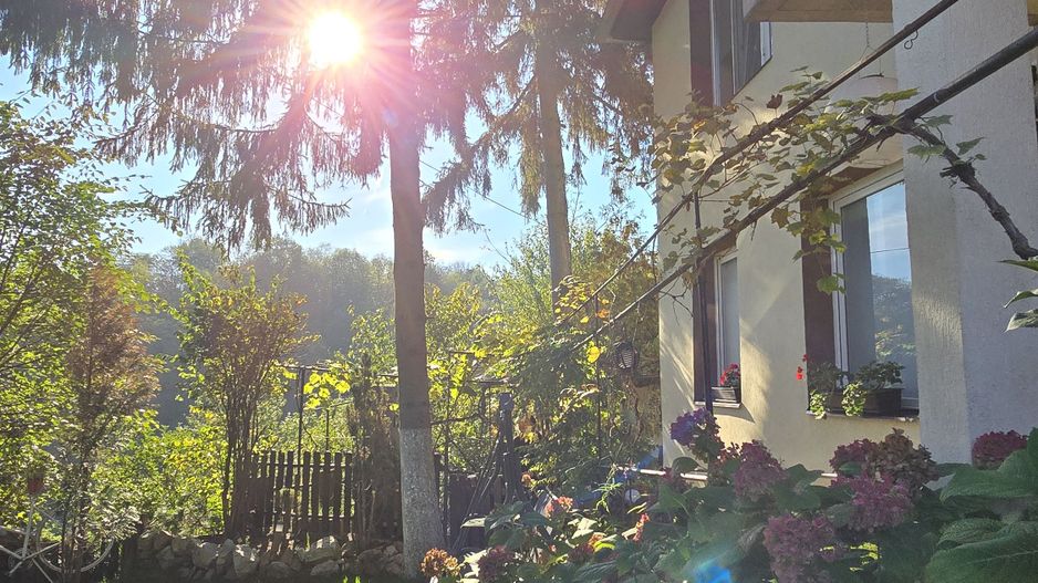 Casă spațioasă cu 6 camere în Triaj preț ajustat - COMISION 0%🌿🏡 - Poză 3