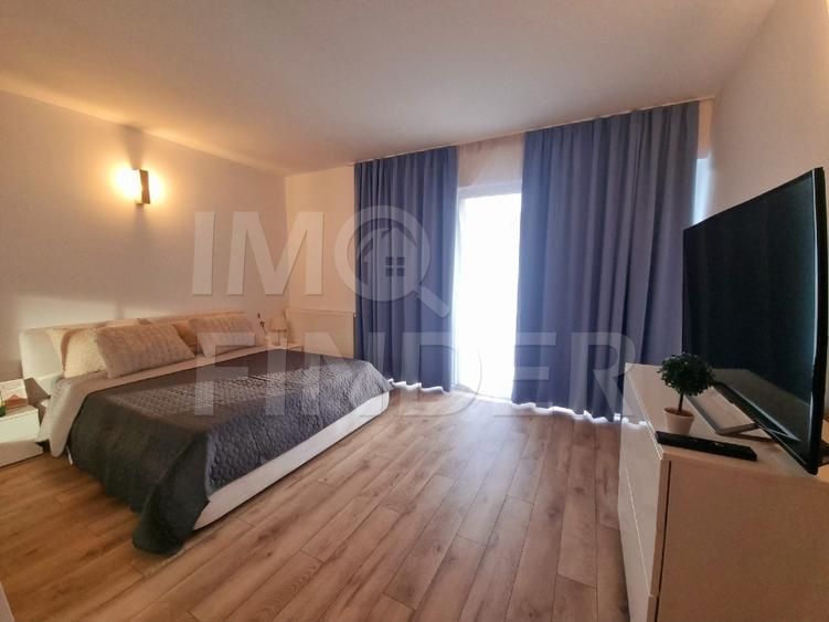 Penthouse pe 2 nivele, 5 camere, 160 mp,3 bai, 75 mp terase cu panorama superba! - Poză 11