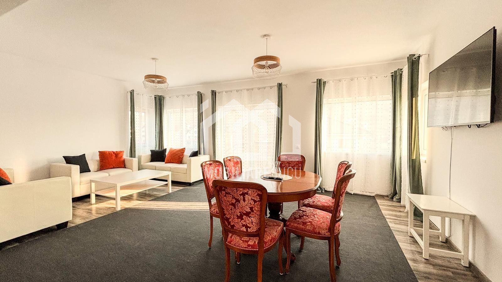 De Inchiriat Casa Individuala 4 camere, 140mp, teren 550mp, Campenesti - Poză 2