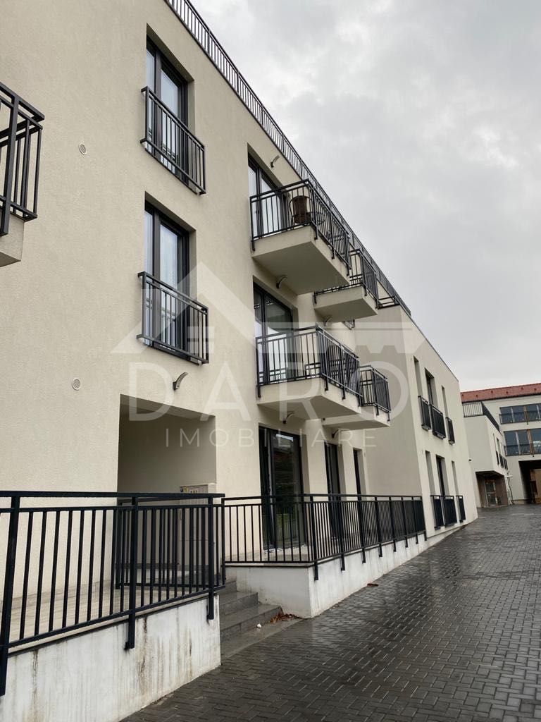 Apartament ultracentral de inchiriat cu parcare - Poză 3