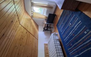 Casă de vânzare în Valea Lupului – poziție excelentă, grădină și potențial comercial - Poză 12