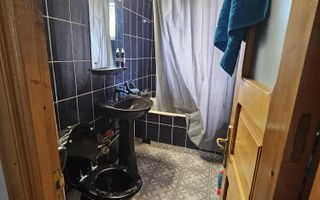 Apartament 2 camere in Rovine - Poză 7